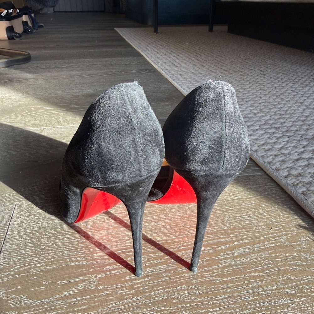 Christian Louboutin Iriza 100 suede pumps - Picture 5 of 8